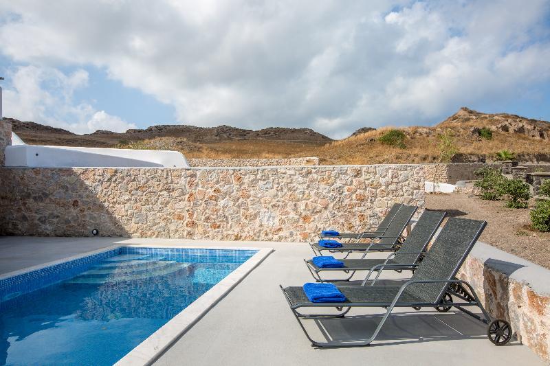 Desiterra Resort Suites & Villas Karterádosz Kültér fotó