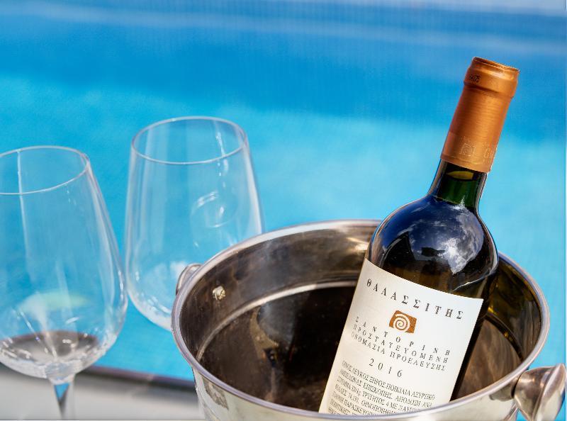 Desiterra Resort Suites & Villas Karterádosz Kültér fotó